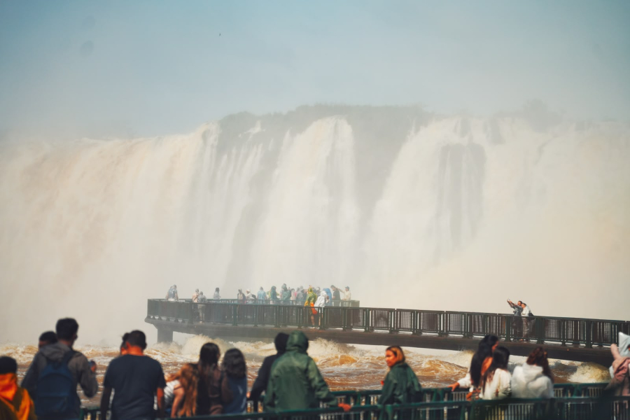 Passarela das Cataratas do Iguaçu reabre para visitação nesta terça-feira,15