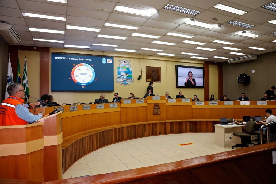 Defesa Civil apresenta dados na Câmara sobre preparação para eventos climáticos extremos 